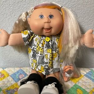 VTG Cabbage Patch Kid Play Along Girl-PA-5 Blonde Cornsilk Hair Gray Eyes 2004